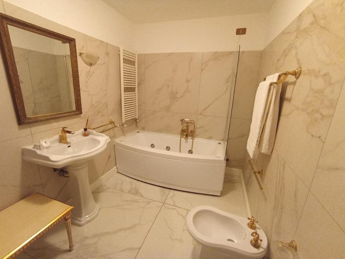 Mercanti Apts Via Passarella Milano Dış mekan fotoğraf